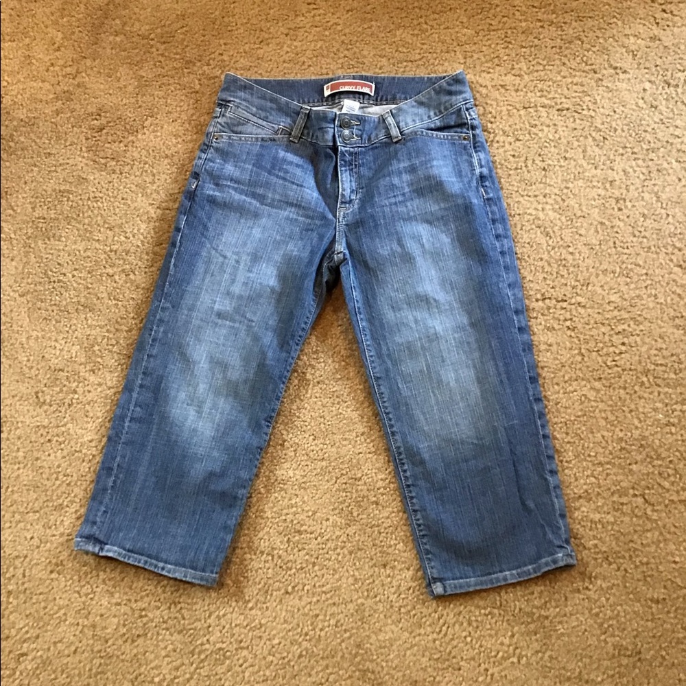 WOMANS GAP CURVY FLARE CROPPED JEANS SZ 10